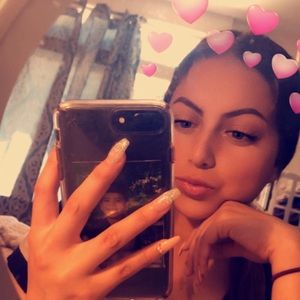 Meet your Posher, Jasmin